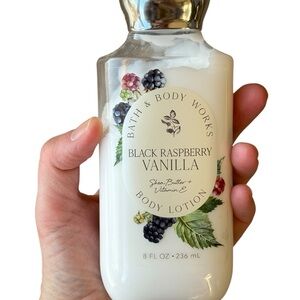 Bath & Body Works Black Raspberry Vanilla Body Lotion 8 fl oz
